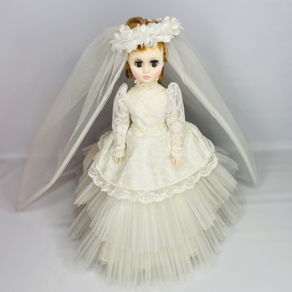 Vintage Madame Alexander Bride Doll Elise #1685 White Dress Auburn Hair 17"